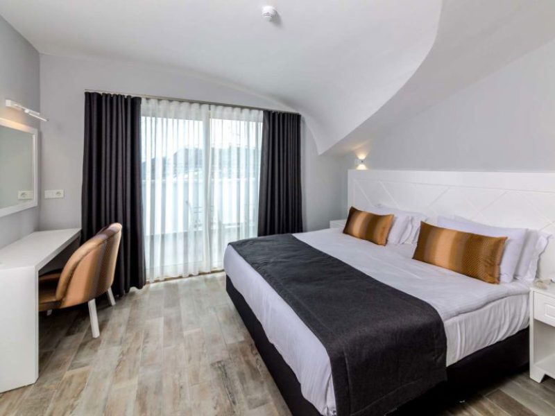Motto Premium Hotel – Standard Room